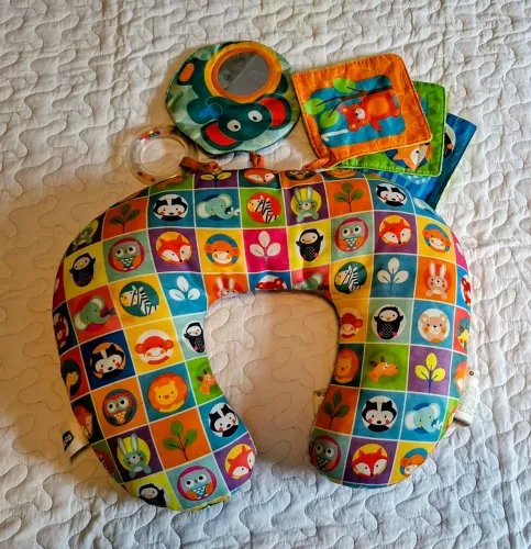 Almofada de atividades Baby Boppy da Chicco, almofada "tummy time"
