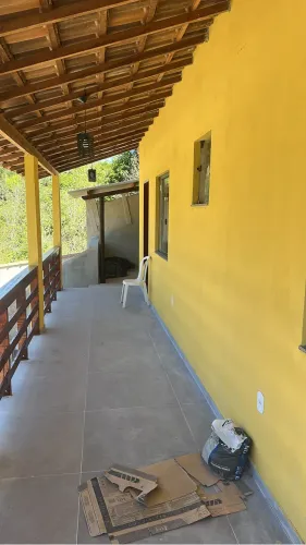 Casa à venda em Agro-Brasil, Cachoeiras de Macacu, com terreno totalmente murado