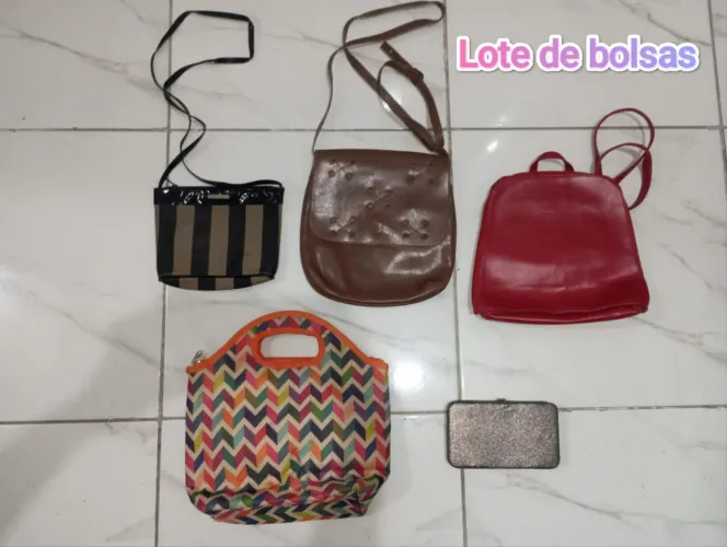 Lote de Bolsas Variadas - Ótima Oportunidade!