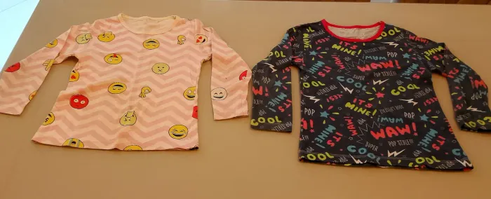  Kit com 2 blusas de pijama infantis estampadas Tam 4 
