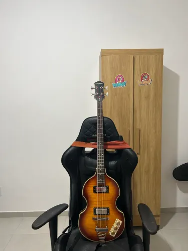 Baixo epiphone viola bass