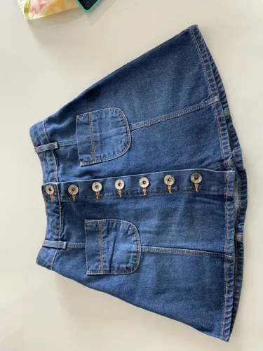 Saia Jeans com Botões 