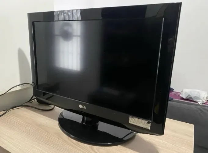 TV LG 26 polegadas - Modelo 26LH20R
