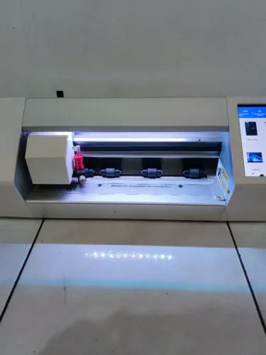 Máquina de cortar pelo película hidrogel