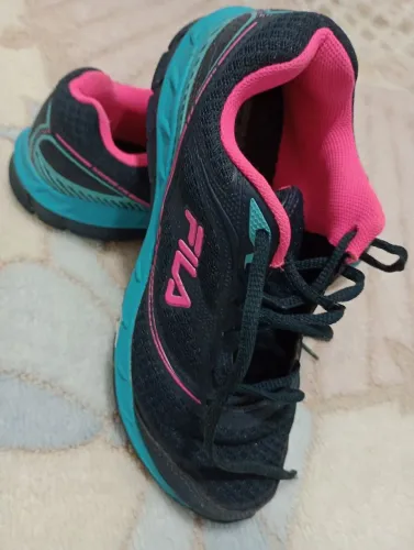 Tênis Fila Feminino azul/ Rosa n.35 pequeno 