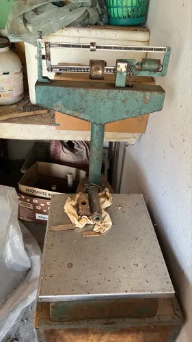 Balança Antiga R$180,00
