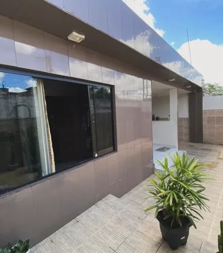 CASA À VENDA NA ARUANA