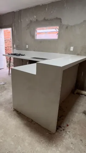 Bancada de cozinha sob medida