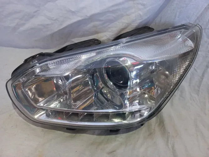 Farol chery tiggo 2014/17 com led 