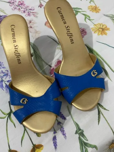Sandália Carmen Steffens Azul e Dourada