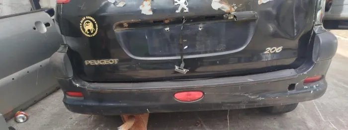Para choque traseiro Peugeot 206 escape