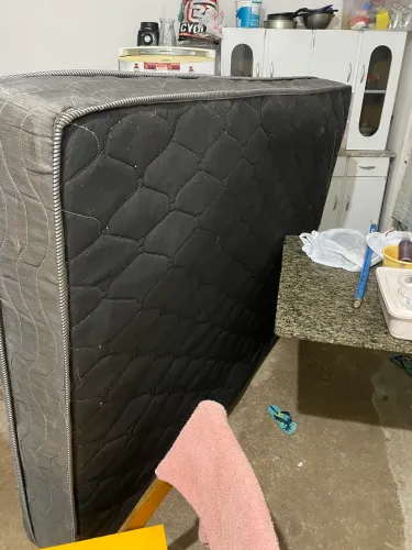 Colchão de casal pra vender logo! 