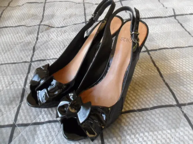 Sandália Schutz Nº 36 - Coisa mais linda!