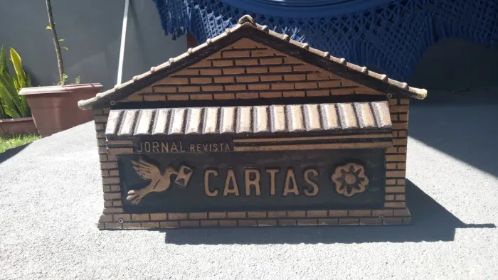 Caixa de Correio Decorativa em Ferro Antiguidade 