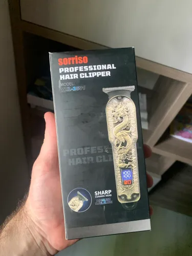 Máquina de cabelo e barba profissional