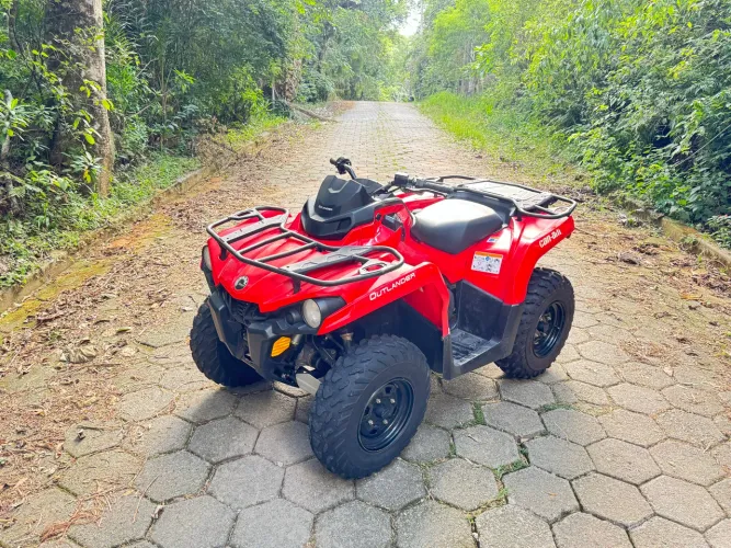 Quadriciclo brp can am outlander 570 4x4 