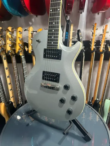 Guitarra PRS SE Tremonti