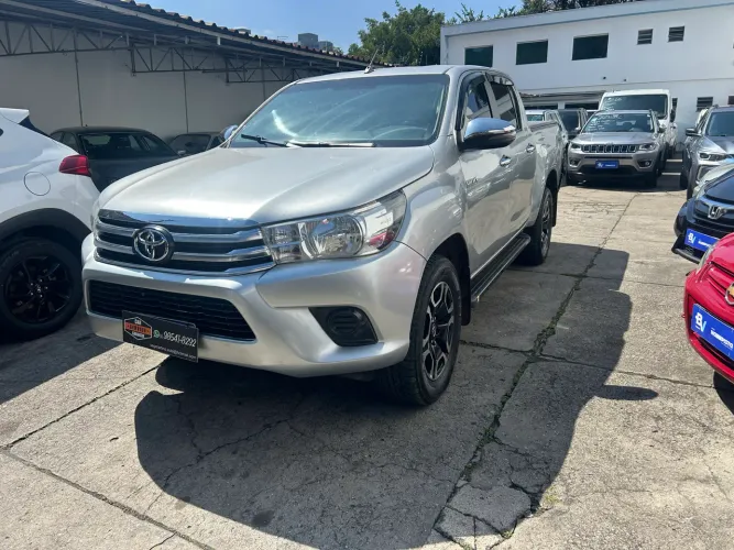 Toyota Hilux CD 4X4 2.8 Diesel Mec. 2020