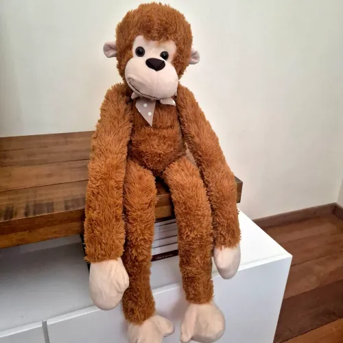 Macaquinho de Pelúcia 85cm