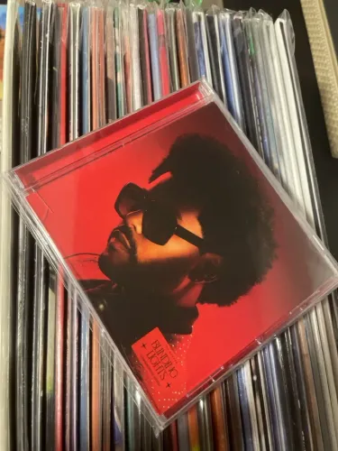 The Weeknd - Blinding Lights (Special Commemorative Edition)