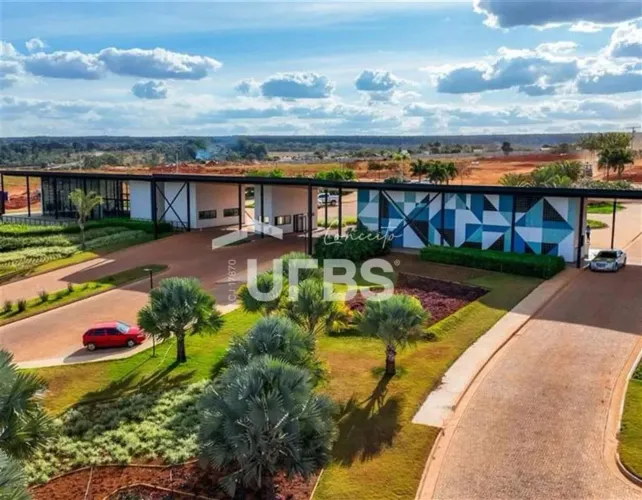 Terreno no condomínio Jardins Genebra em Brasilia DF com 926,32m²