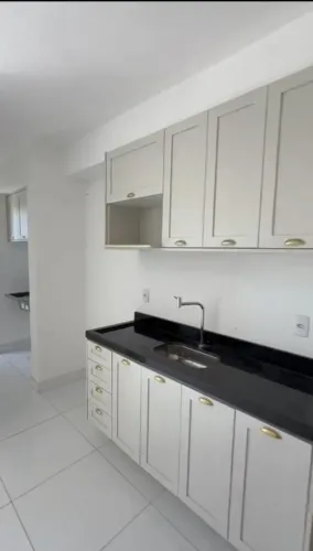 Aluga-se apartamento semi mobiliado no Edifício Moa em Cuiabá MT 