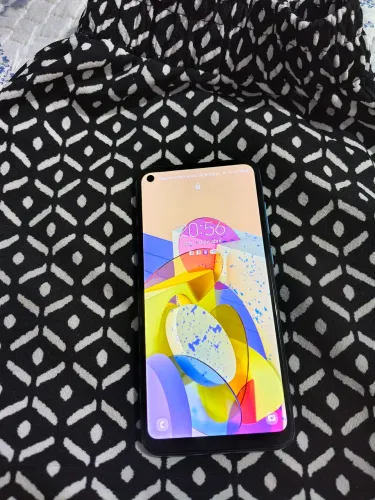 Smartphone Samsung Galaxy A11 64g perfeito