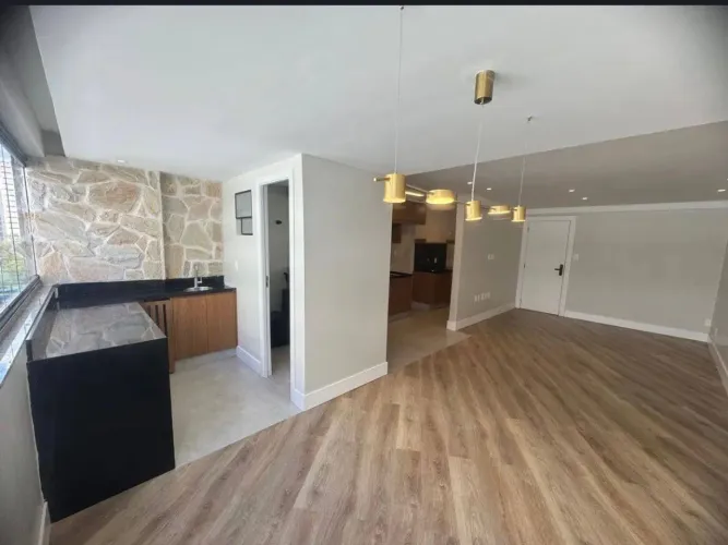 Locação em Alphaville I Apartamento Moderno e Reformado