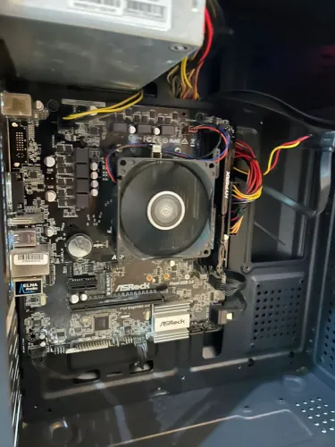 PC Completo AMD Athlon 3000G | 8GB RAM HyperX | SSD