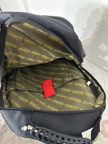 Mochila preta 
