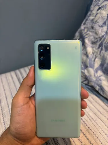Samsung Galaxy S20 FE 128GB | Snapdragon | 6GB RAM