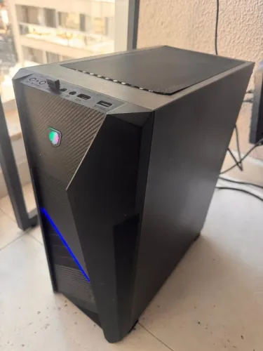 PC Gamer Ryzen 3 3200G + GTX 1650 Super 4GB + 8GB RAM