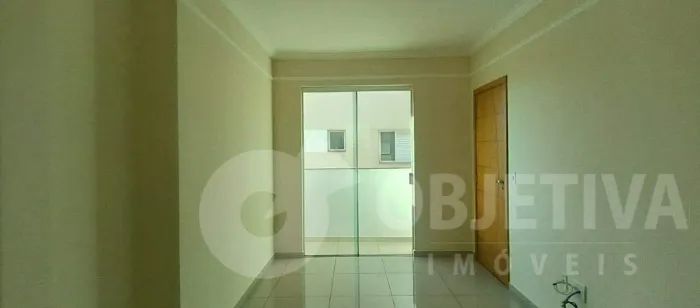 Apartamento para aluguel, 2 quartos, 1 suíte, 1 vaga, SANTA MONICA - UBERLANDIA/MG