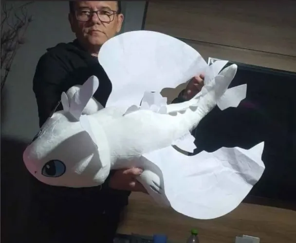 Bicho de Pelúcia Furia da Luz Dragão Branco Gigante 