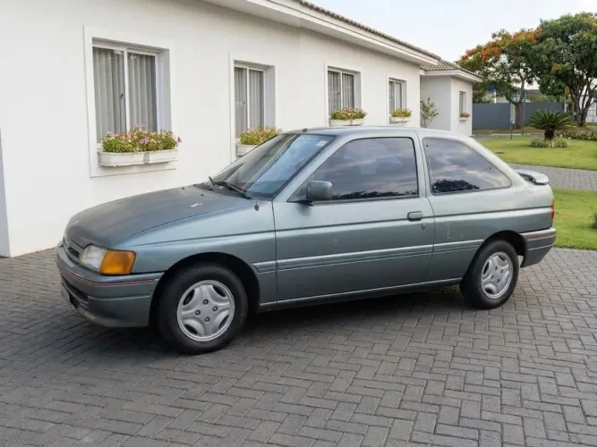 Ford Escort Ghia 1.8i / 1.8 / 1.6 (álcool) 1994