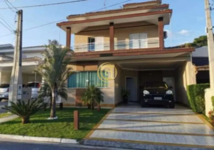 Venda de Casa Condominio Cristal Park, Jacareí/SP - 3 dormitórios, sendo 1 suíte, 3 salas 