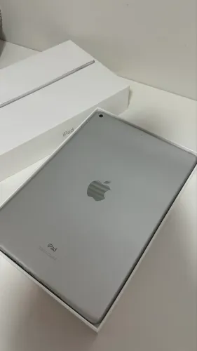 iPad 8ª geração Wi-Fi 32GB 