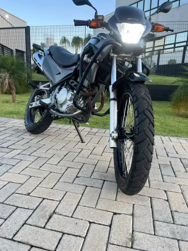 Falcon Nx 400 mais zera da OLX