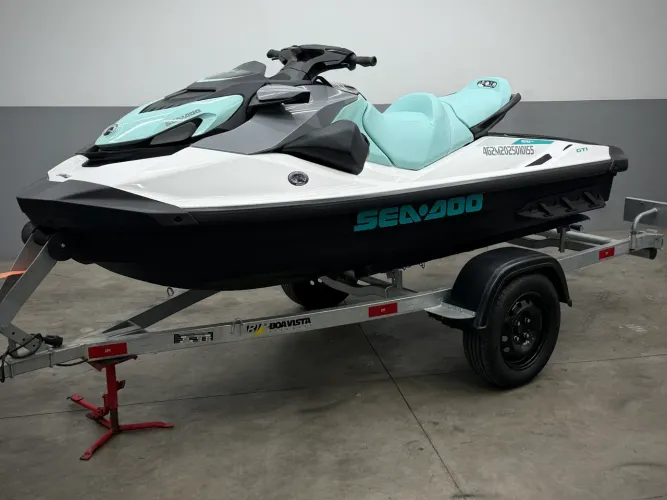 Jet ski seadoo gti 130 2025
