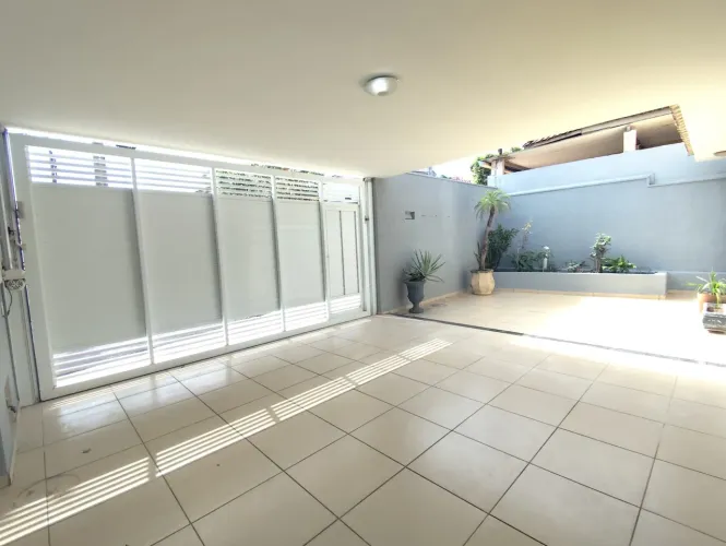Casa para Locação em Presidente Prudente, Vila Guaíra, 3 dormitórios, 1 suíte, 2 banheiros
