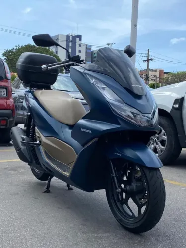 PCX 160 DLX (super conservada)