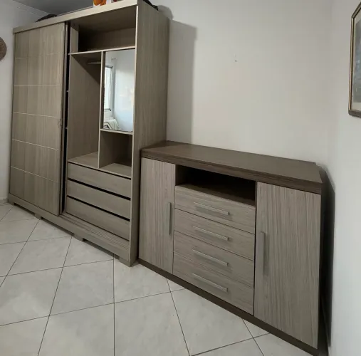 Guarda roupa e cômoda