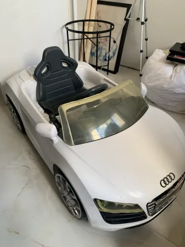 CARRO ELÉTRICO INFANTIL - AUDI