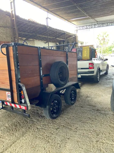 Carretinha Reboque Dois Eixos