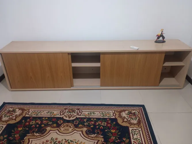 Vendo armário com porta de correr
