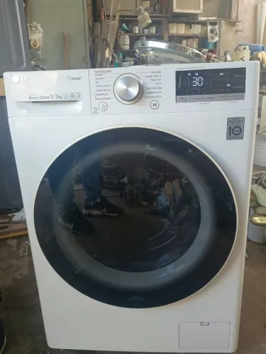 LG CV50 11kg com inteligência artificial