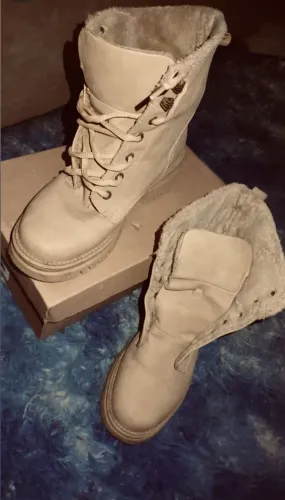 Bota bege mooncity