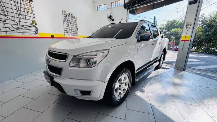 Chevrolet S10 Pick-up LTZ 2.4 F.power 4X2 CD 2013