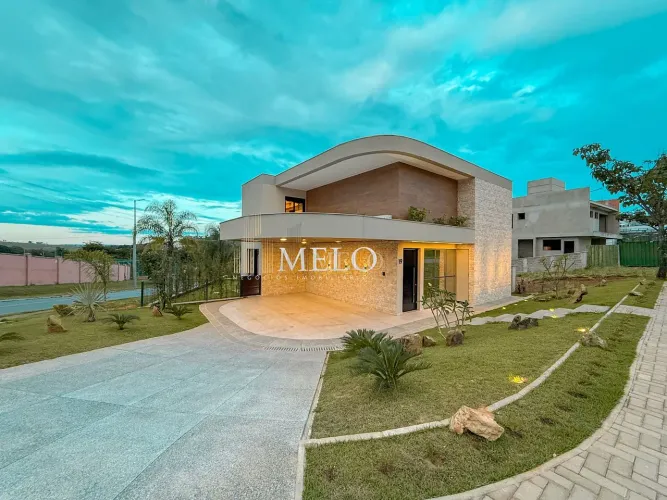 Belíssima Casa à Venda e Locação no Condomínio Alphaville Vespasiano