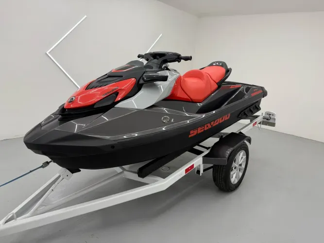 Jet Ski Sea Doo GTI 130 SE 2023 apenas 30 horas